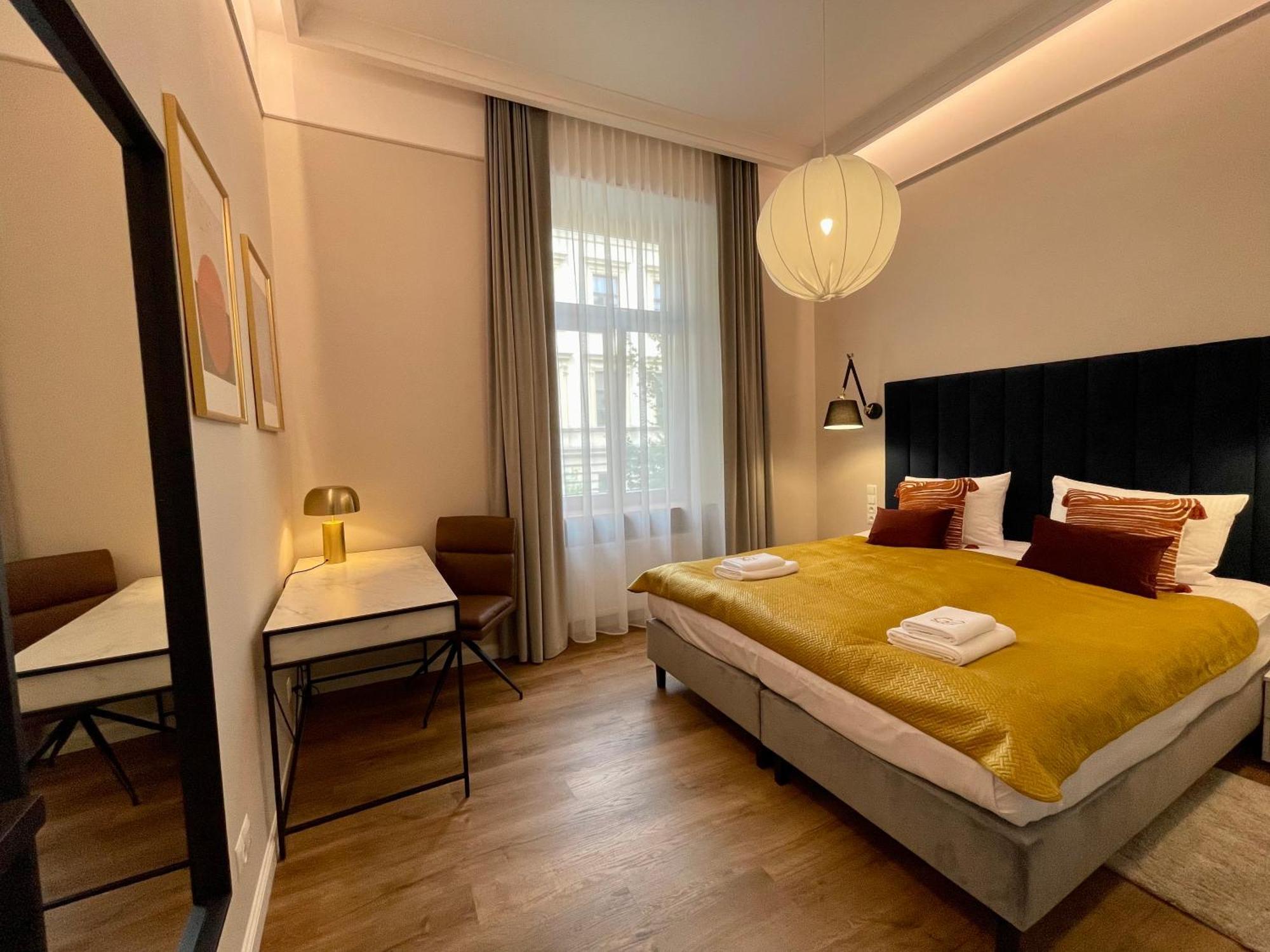 Golden Queen Apartments City Center Krakow Exterior photo